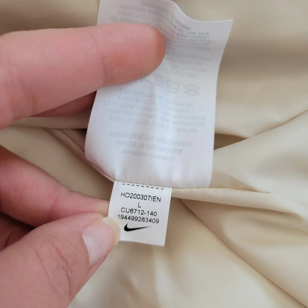 NWT Nike Icon Clash Puffer Jacket - Picture 13 of 15